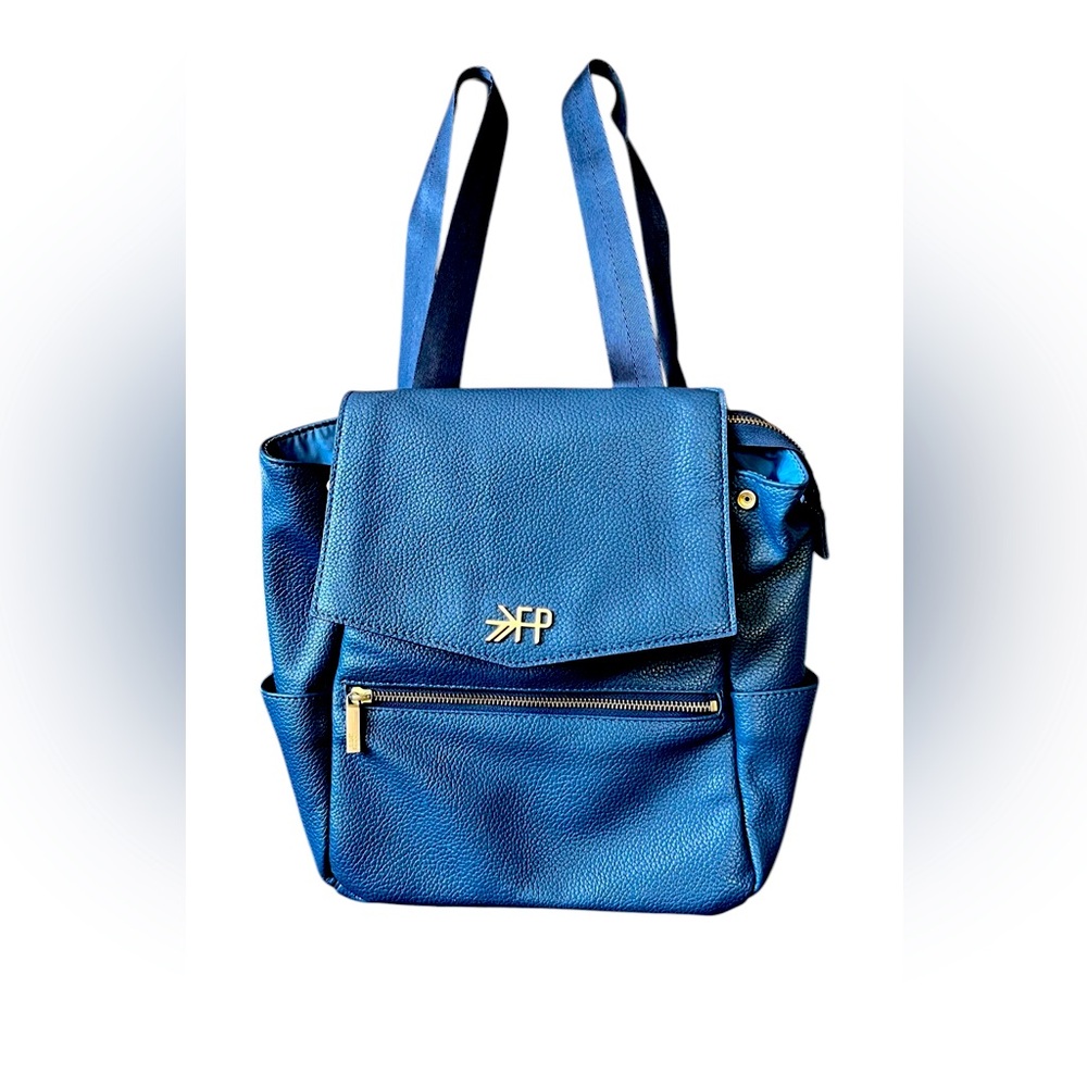 Freshly picked diaper bag in the popular color blue . In great condition.